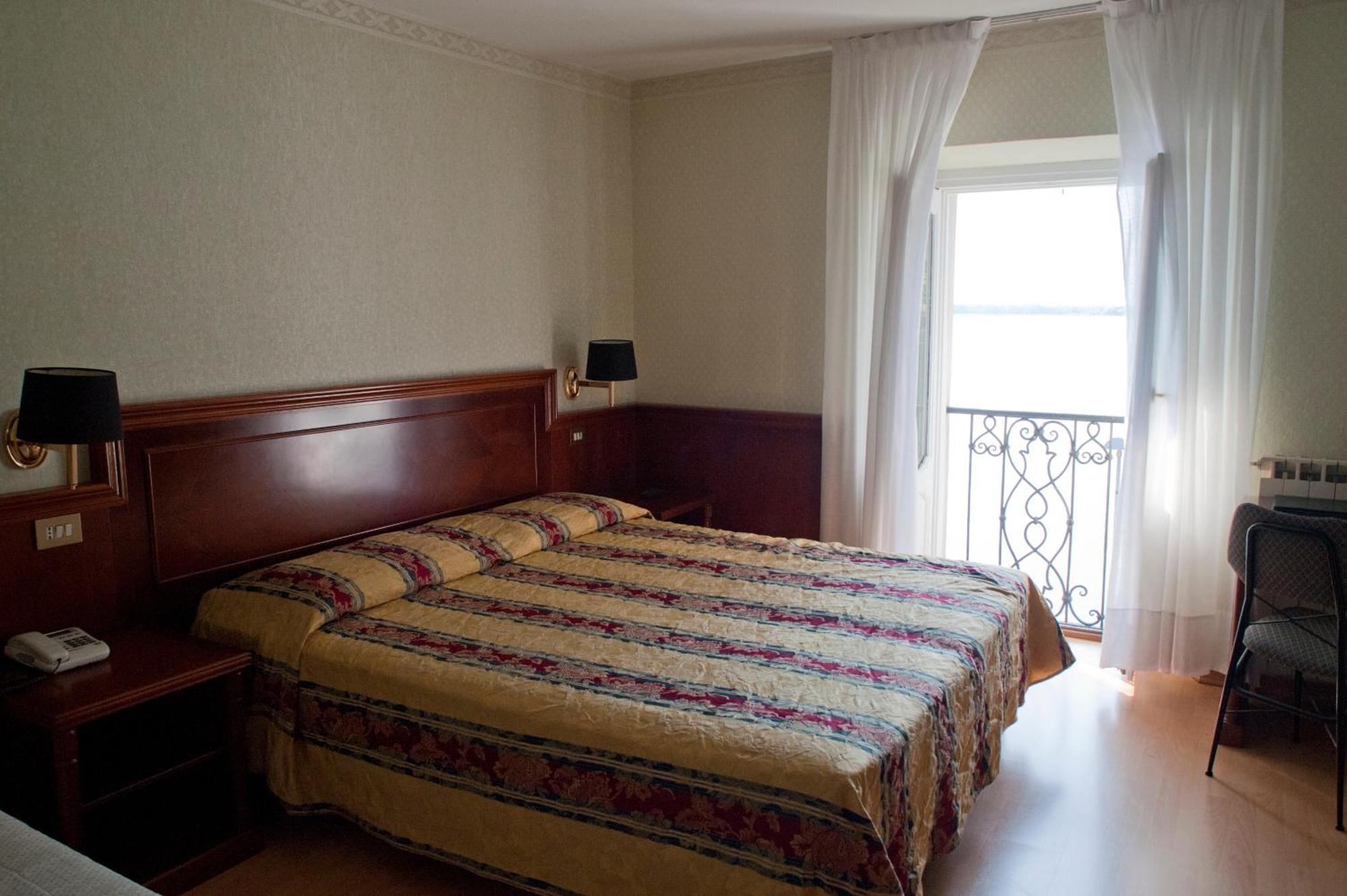 Hotel Due Palme ميرجوزو المظهر الخارجي الصورة