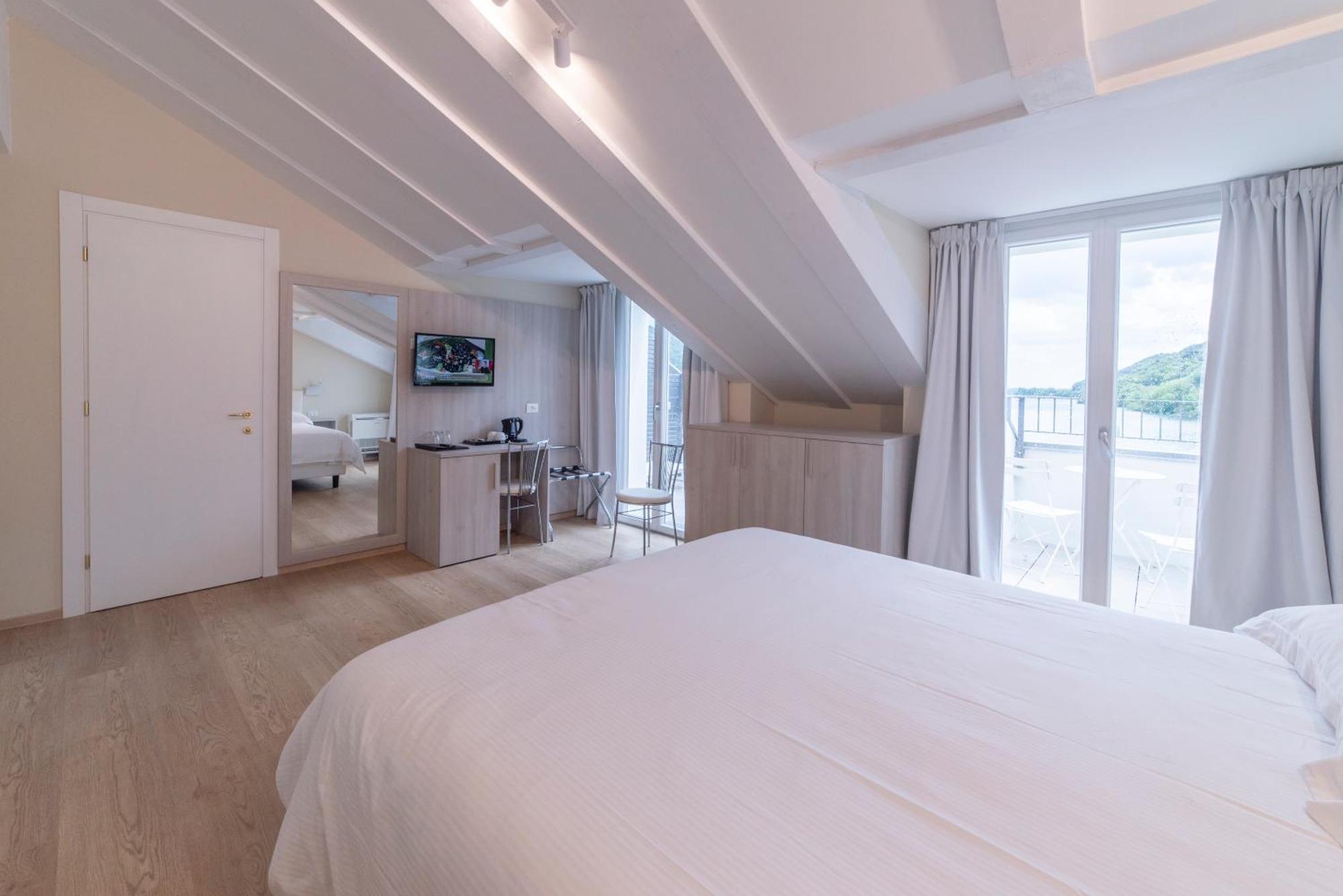 Hotel Due Palme ميرجوزو المظهر الخارجي الصورة